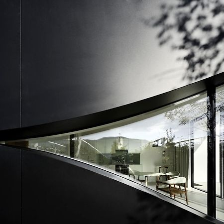 Mirror Houses Bolzano Bagian luar foto