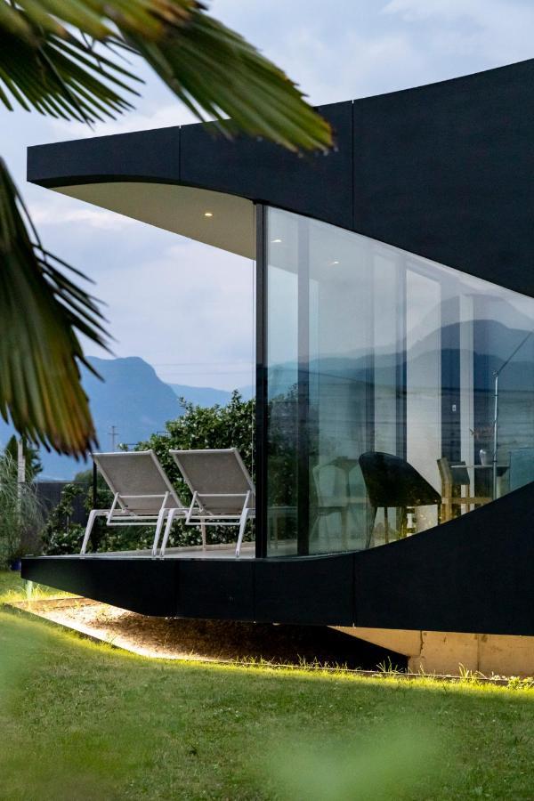 Mirror Houses Bolzano Bagian luar foto