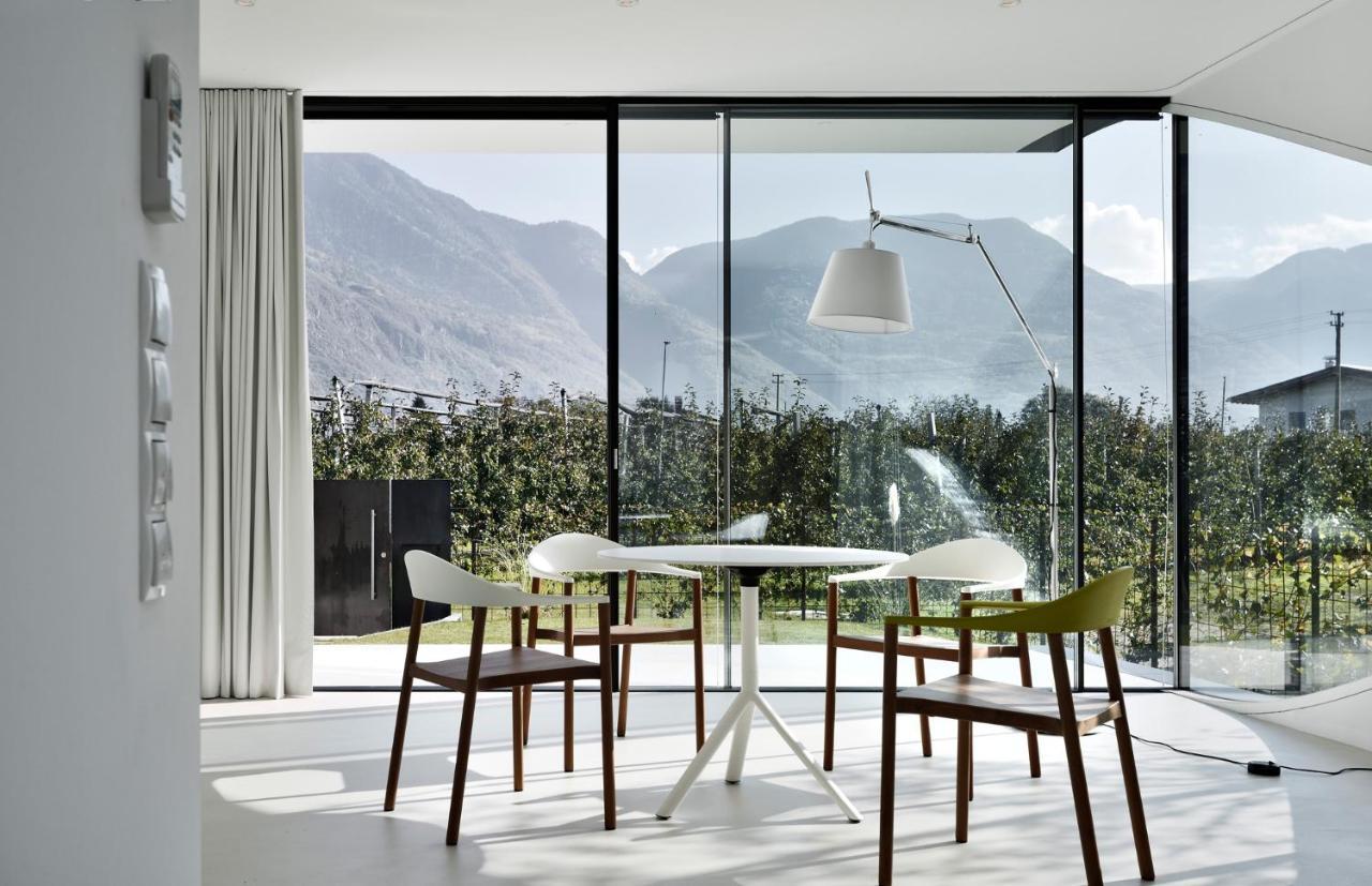 Mirror Houses Bolzano Bagian luar foto