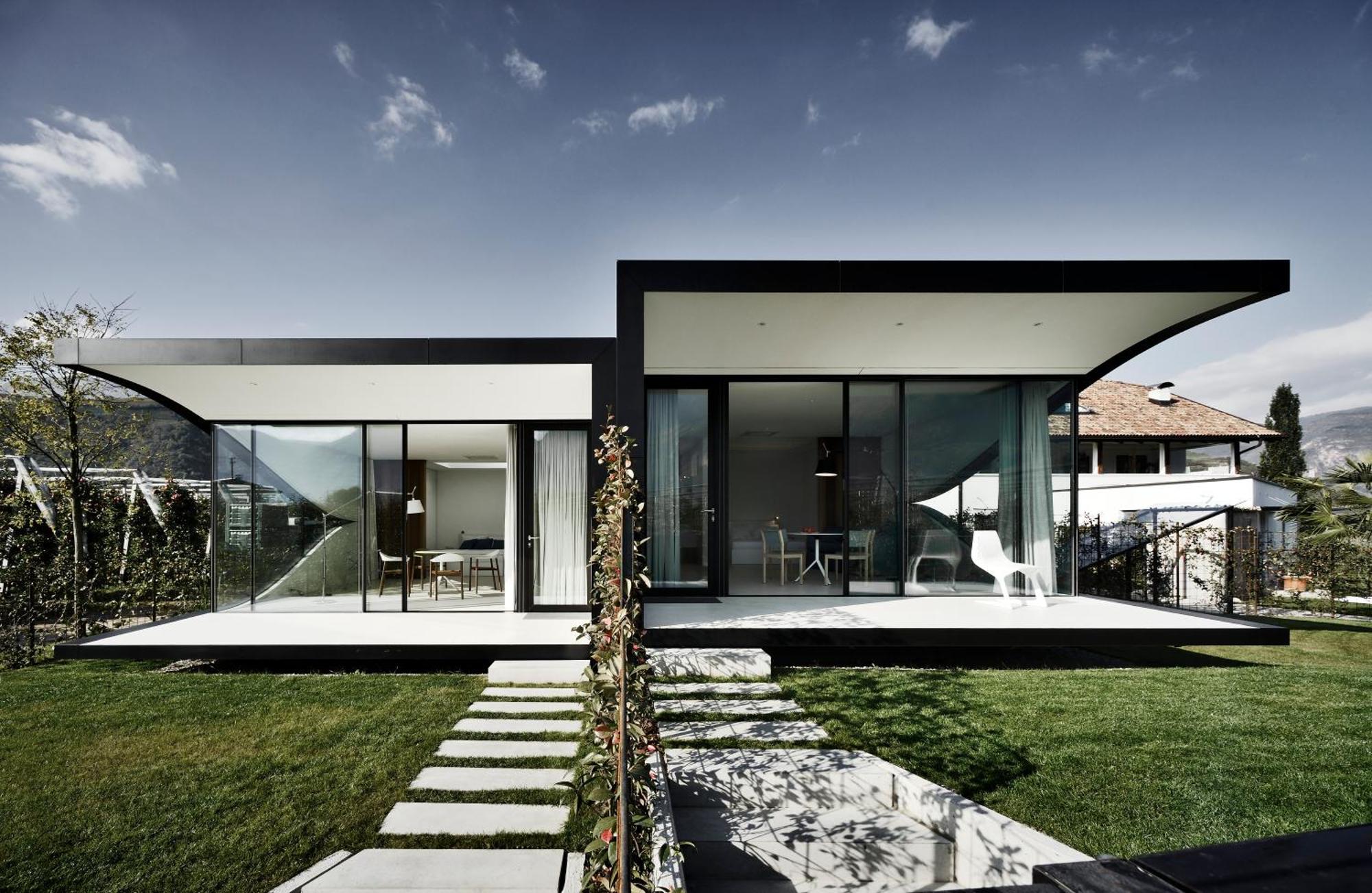 Mirror Houses Bolzano Bagian luar foto